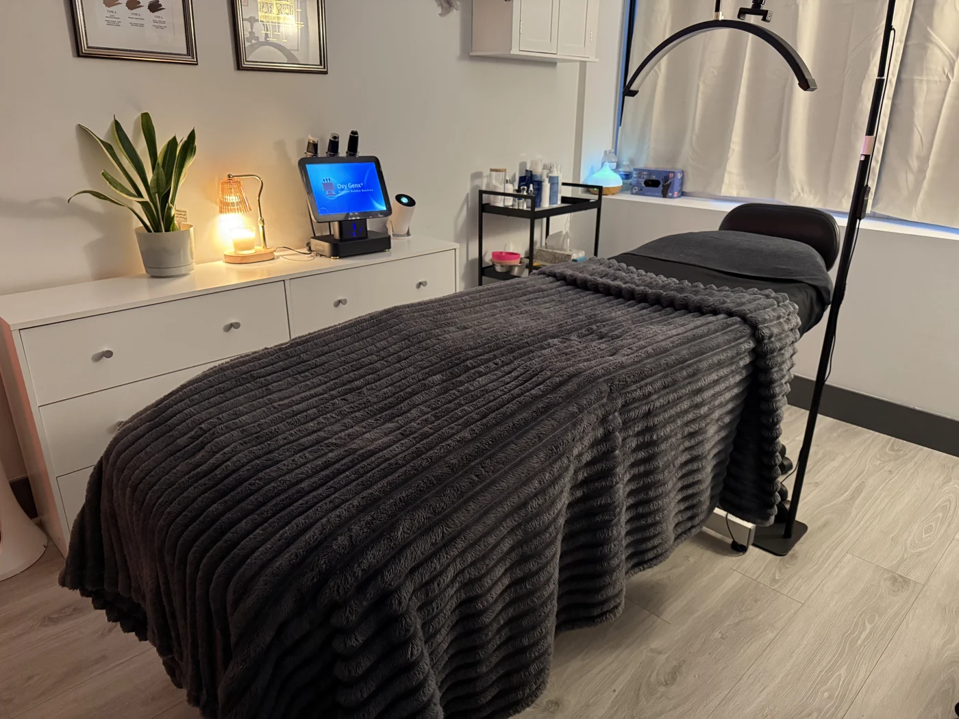 The treatment room at Mac Esthetics in Abbotsford